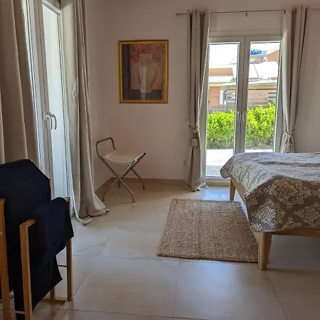 Villa Almyros Garden House Aharávi