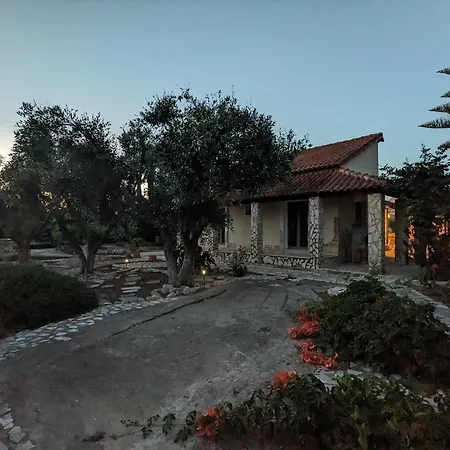 Villa Almyros Garden House Aharávi