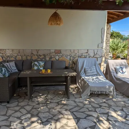 Villa Almyros Garden House *
