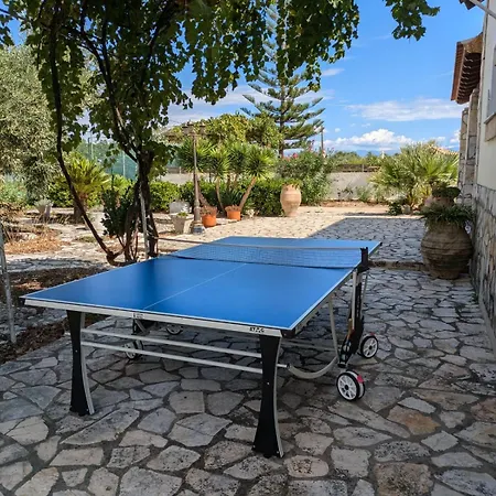 Almyros Garden House Aharávi