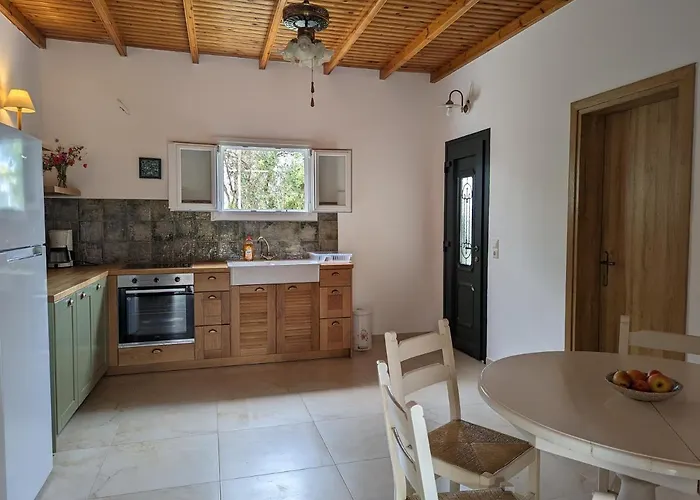 Almyros Garden House Villa *